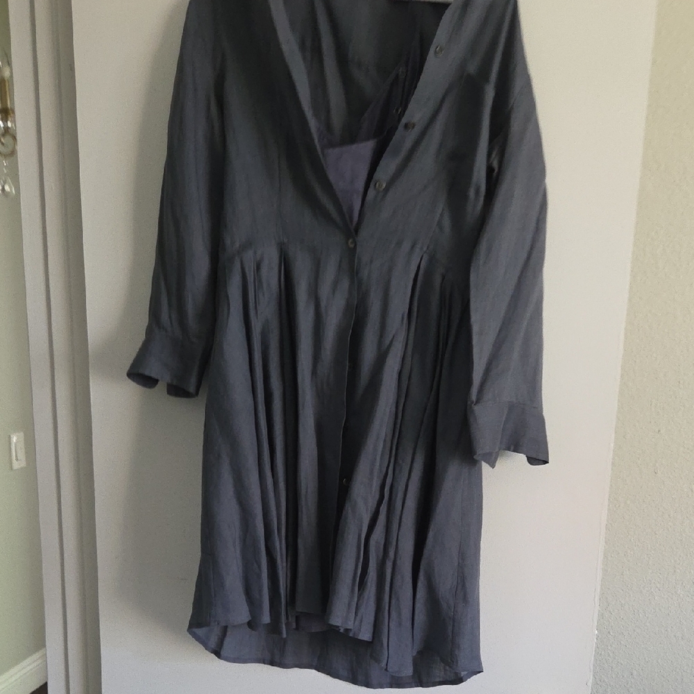 Elegant Gray Button-Down Dress